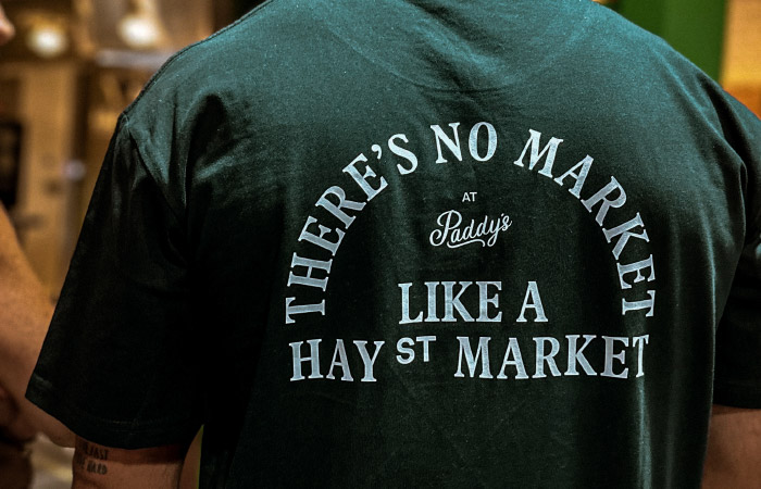 We blended traditional market heritage with modern visual cues through a carefully crafted visual and verbal identity.